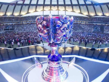 2022LPL夏季赛直播：WE居然掏出了第二套阵容