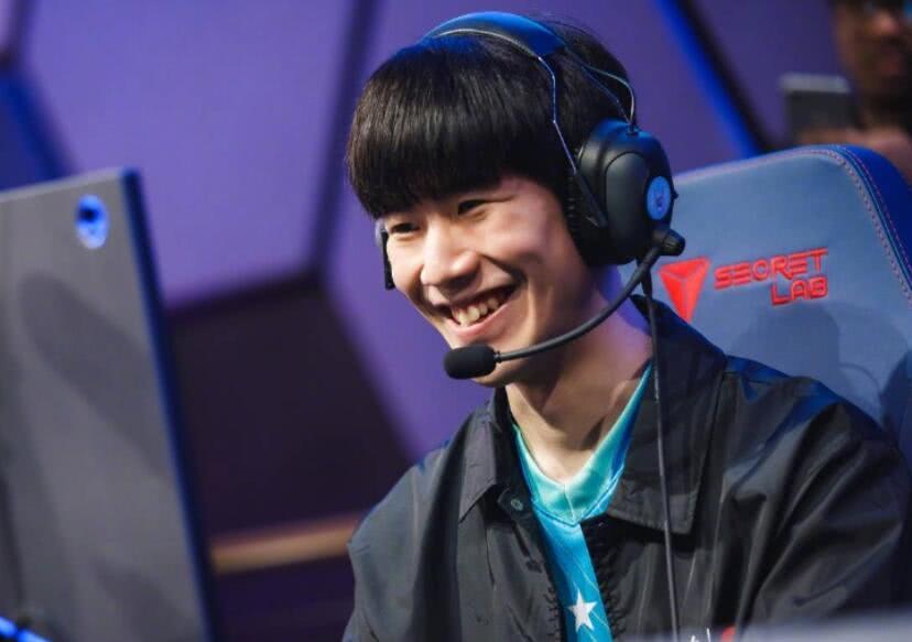 100 Thieves 在 VCT Americas 2025 Kick-off 中排名最后，Nadeshot 批评比赛格式