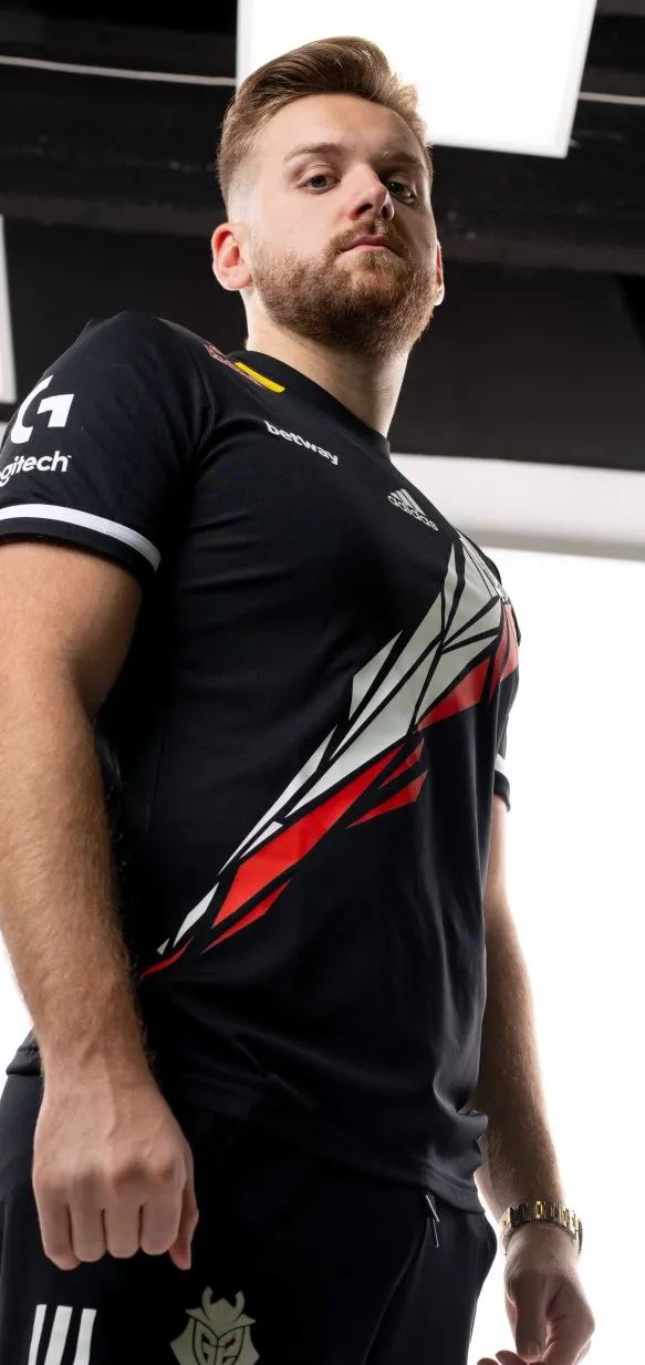 TES胜者群访 主教练：队伍BP不出问题，是能赢下所有队伍的