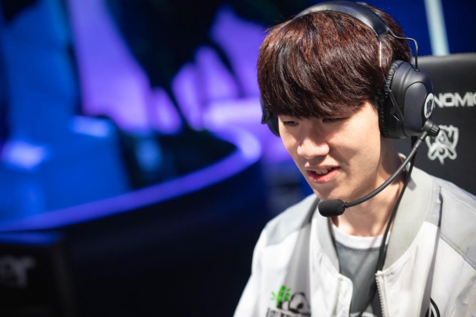 Creme：我觉得我现在是LPL第一中单，但更重要的是队伍很强