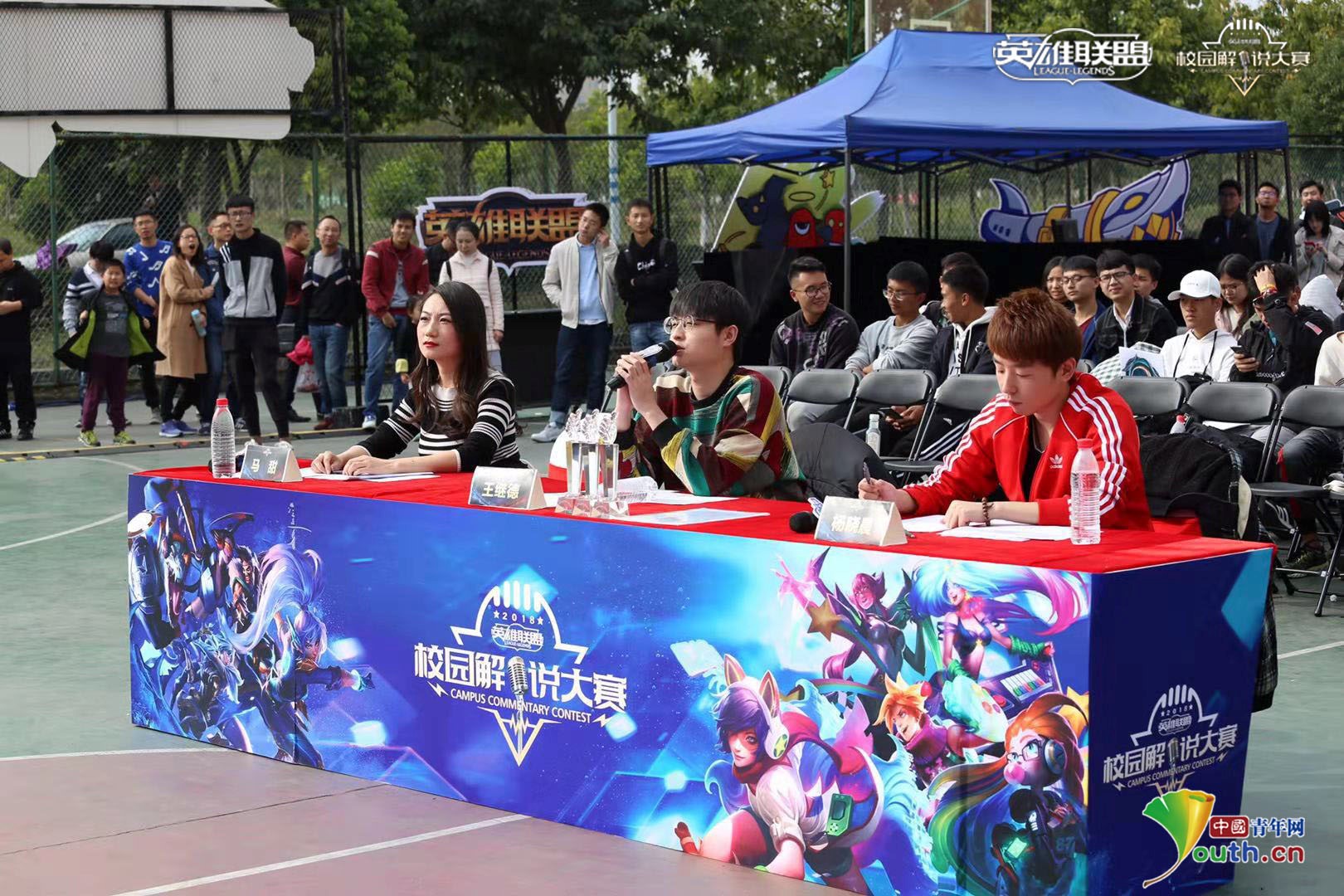 表演开始了！ LPL 春节联欢晚会阵容： knight 和 haichao 中路对决！ TheShy 首次对阵 Xiaoxu
