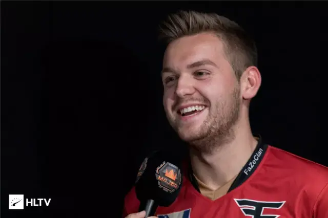 电竞比分网：王者荣耀KPL秋季赛，成都AG超玩会实力碾压 3：1 上海EDG.M